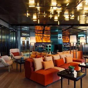 https://renaissance-new-york-flushing-hotel-at-tangram.us-newyorkcity.com