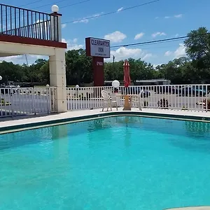 Clearwater Hotel